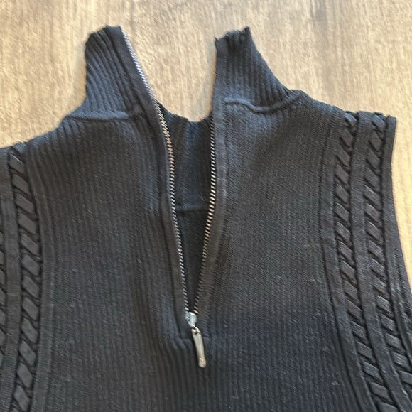 WHBM Sleeveless Tank - Picture 8 of 13